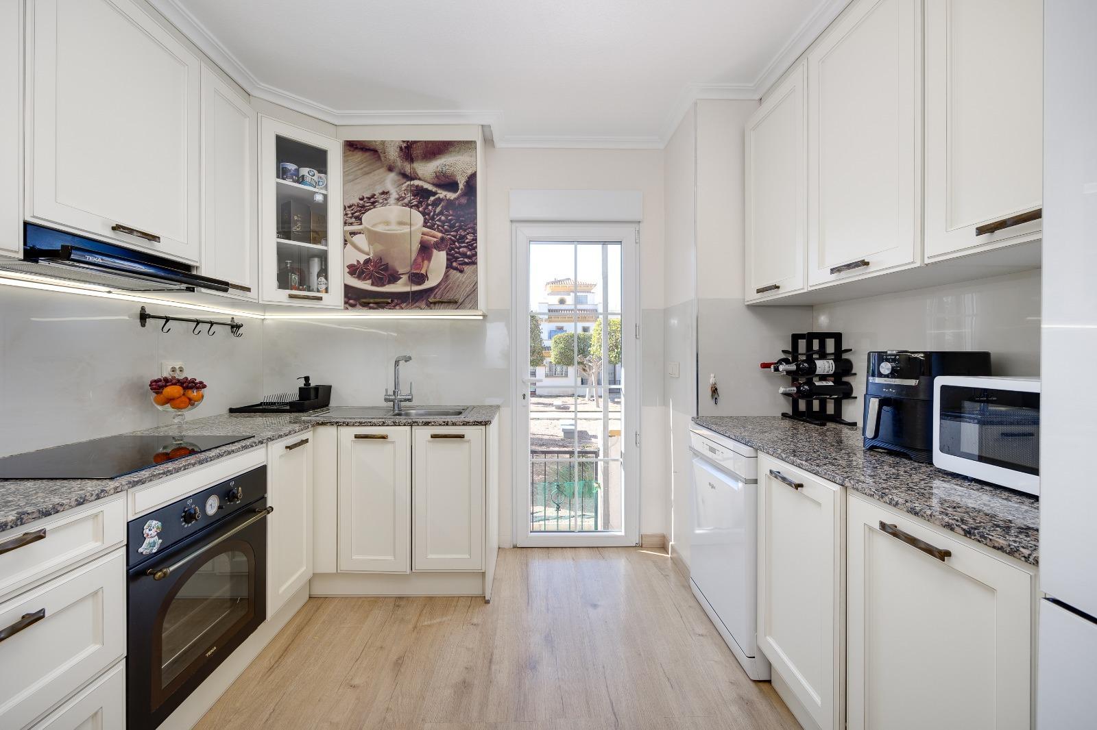 3 Bed, 2 Bath, HouseFor Sale, Torrevieja, Alicante