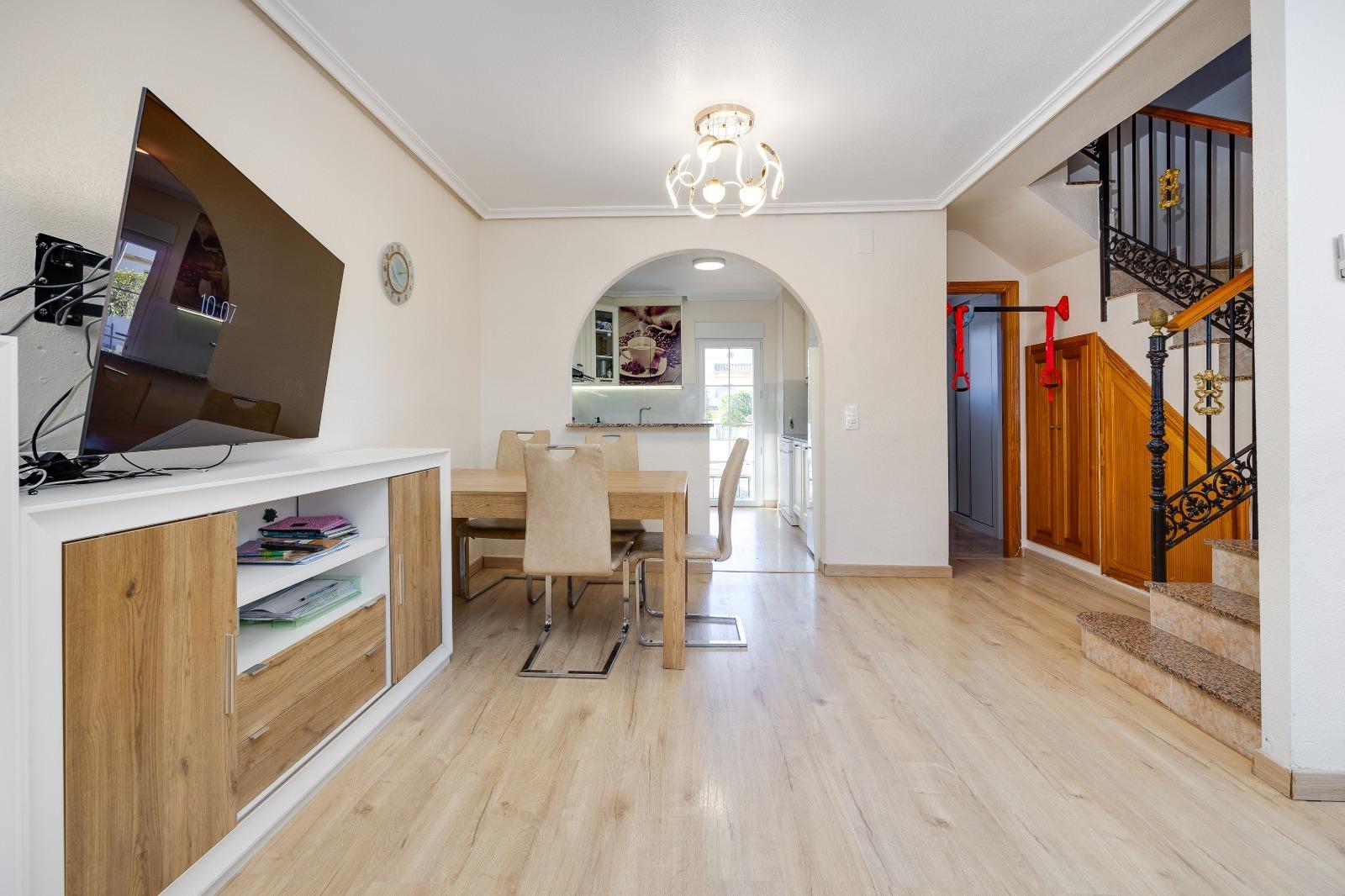 3 Bed, 2 Bath, HouseFor Sale, Torrevieja, Alicante