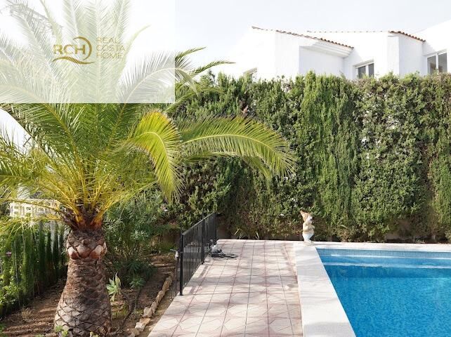 6 Bed, 3 Bath, HouseFor Sale, La Nucia, Alicante
