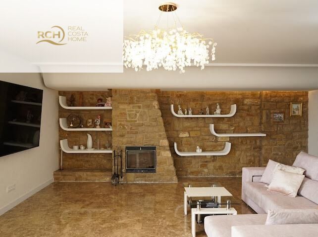 6 Bed, 3 Bath, HouseFor Sale, La Nucia, Alicante