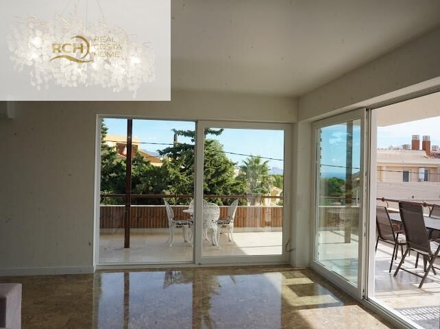 6 Bed, 3 Bath, HouseFor Sale, La Nucia, Alicante