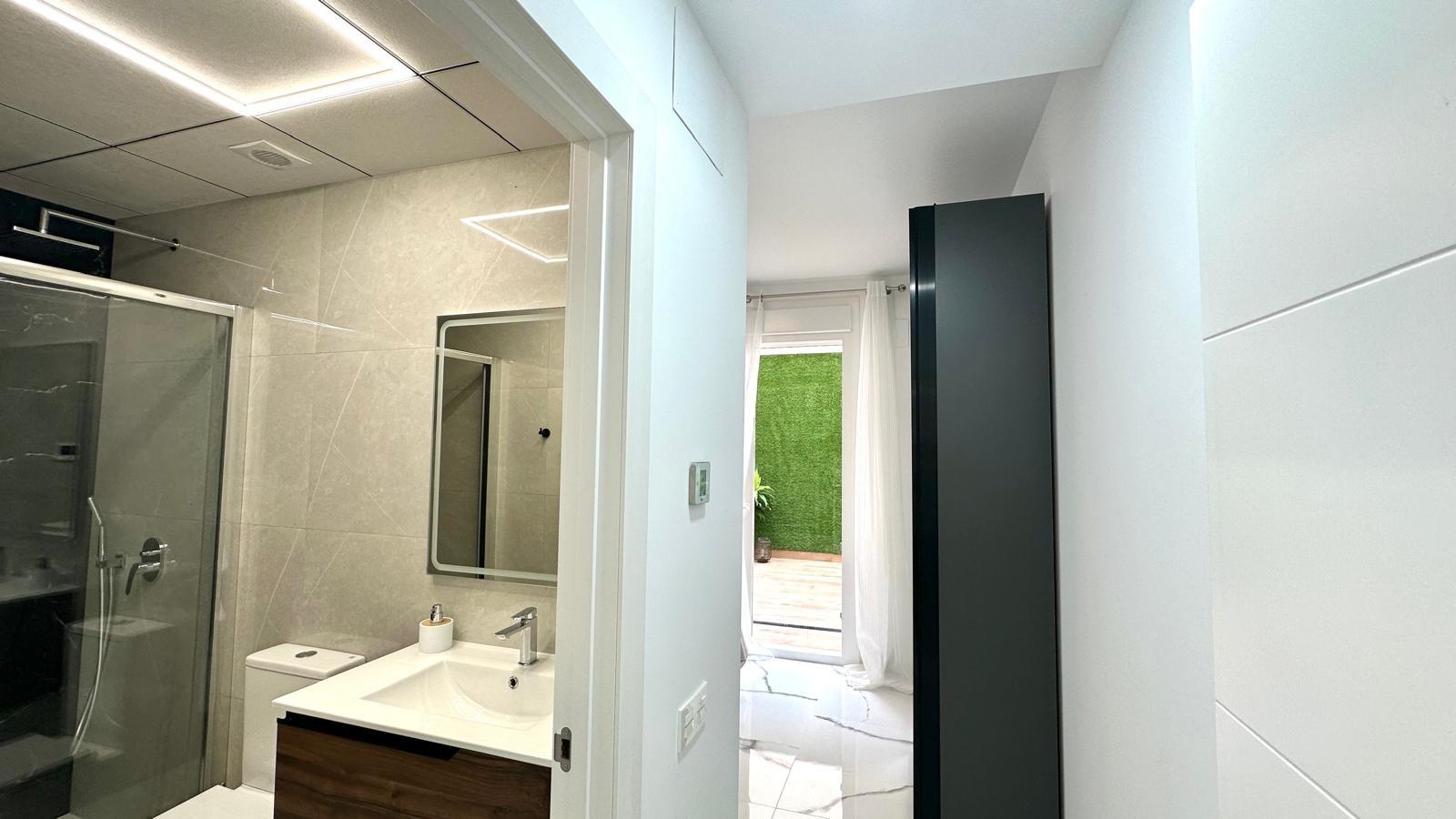 2 Bed, 2 Bath, ApartmentFor Sale, Torrevieja, Alicante