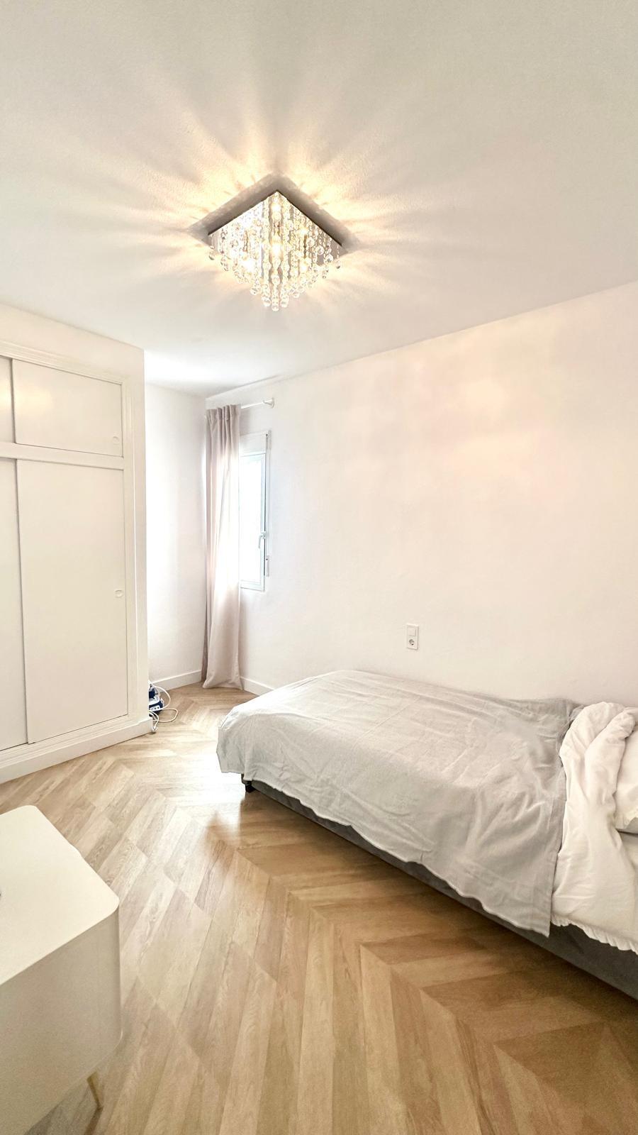 2 Bed, 1 Bath, ApartmentFor Sale, Torrevieja, Alicante