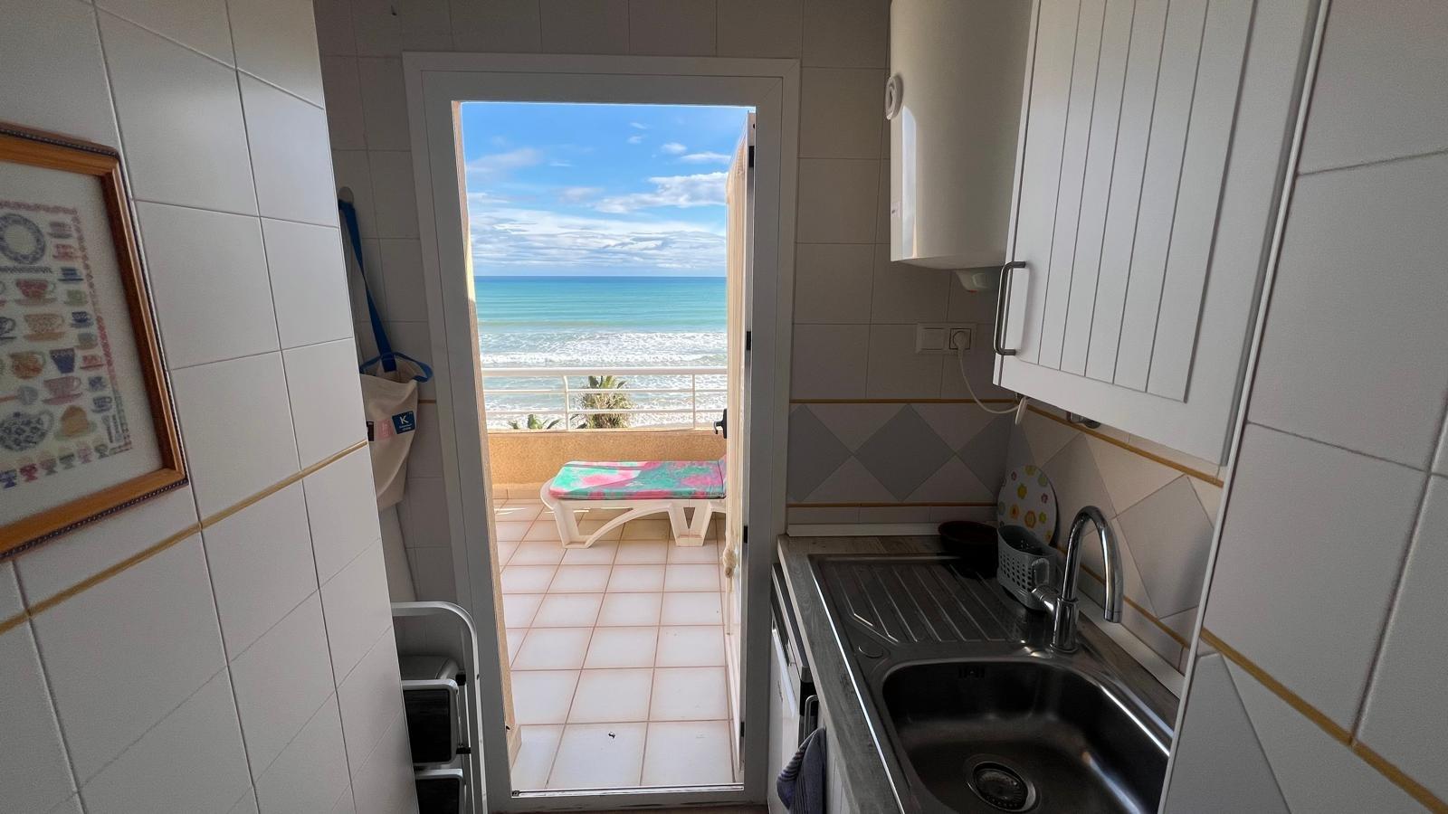 1 Bed, 1 Bath, ApartmentFor Sale, Torrevieja, Alicante