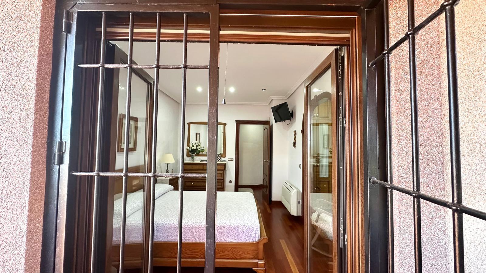 4 Bed, 3 Bath, HouseFor Sale, Torrevieja, Alicante