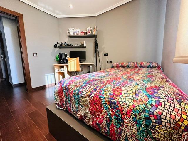 3 Bed, 2 Bath, ApartmentFor Sale, Torrevieja, Alicante