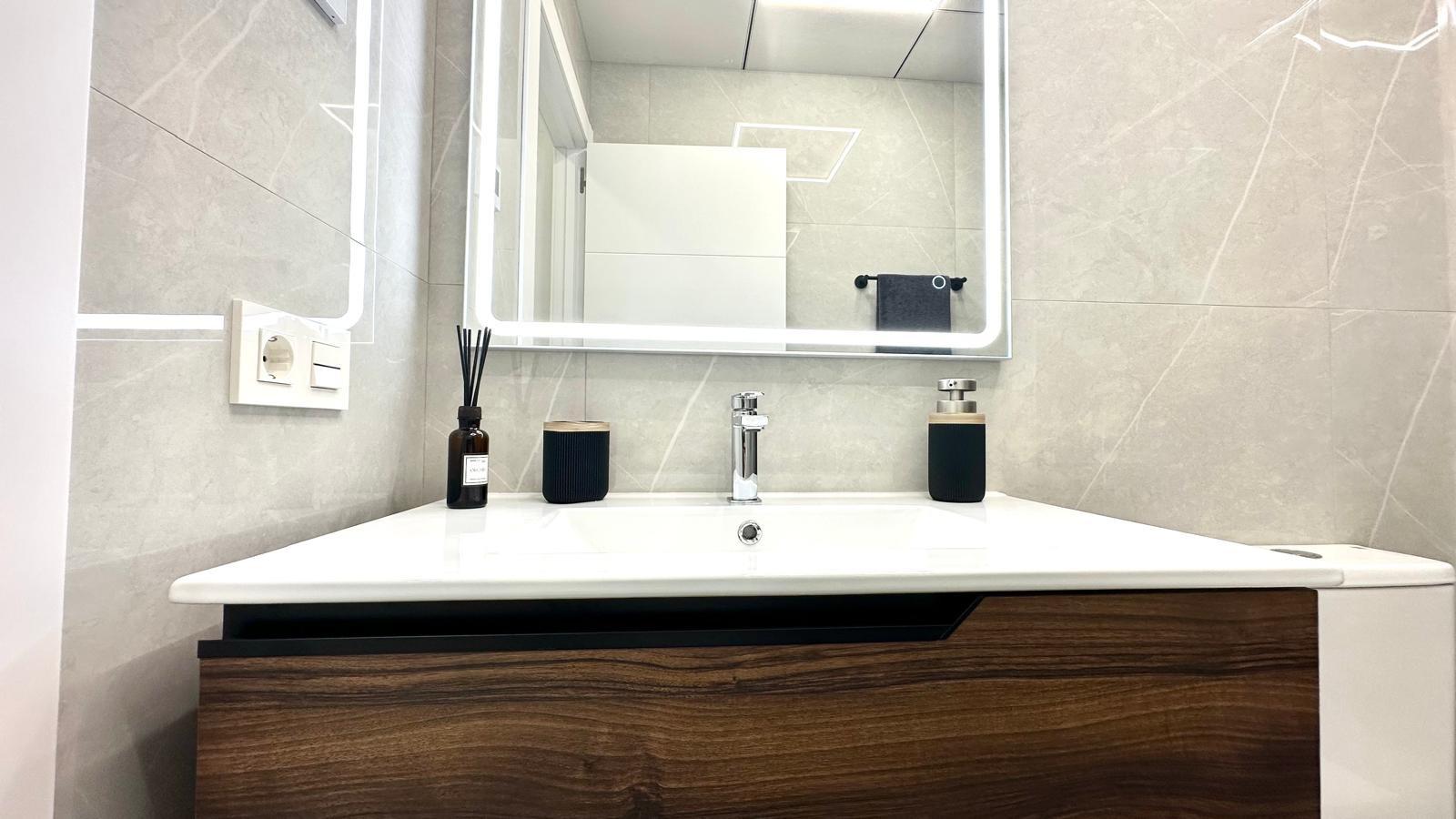 2 Bed, 2 Bath, ApartmentFor Sale, Torrevieja, Alicante