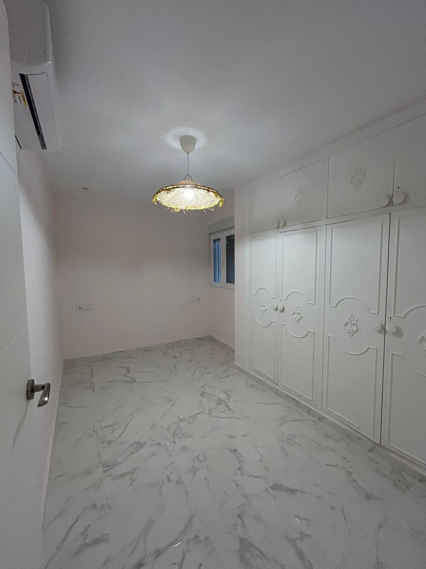 3 Bed, 2 Bath, ApartmentFor Sale, Torrevieja, Alicante