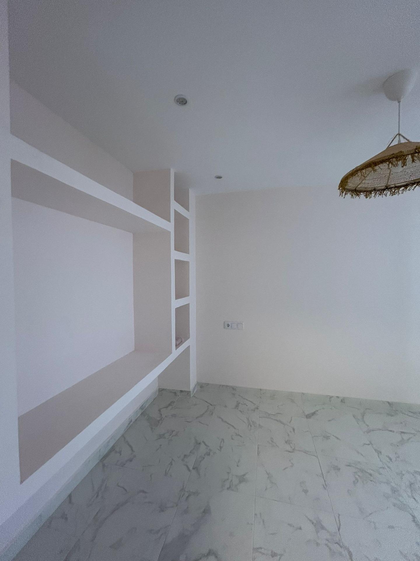 3 Bed, 2 Bath, ApartmentFor Sale, Torrevieja, Alicante