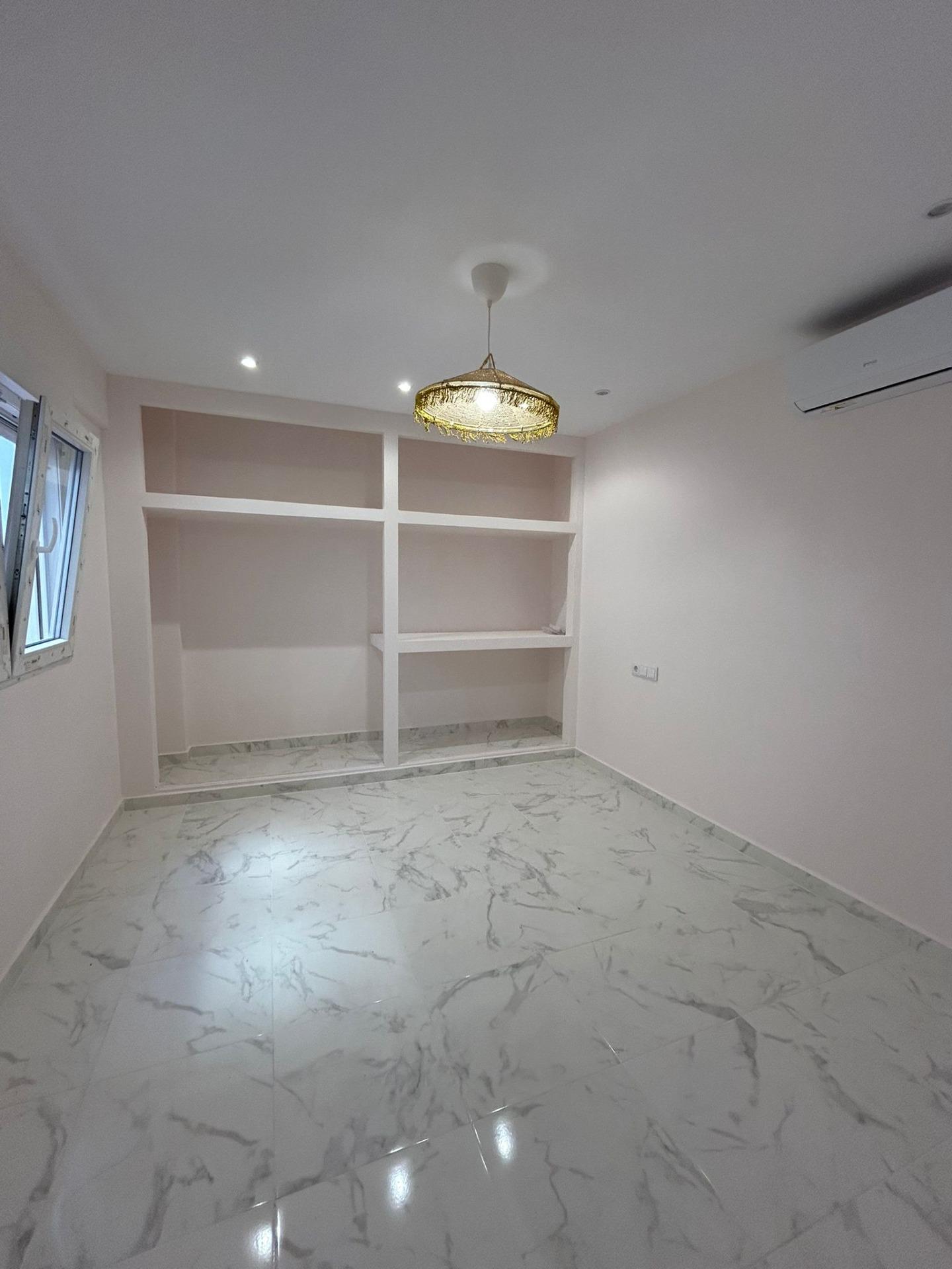 3 Bed, 2 Bath, ApartmentFor Sale, Torrevieja, Alicante