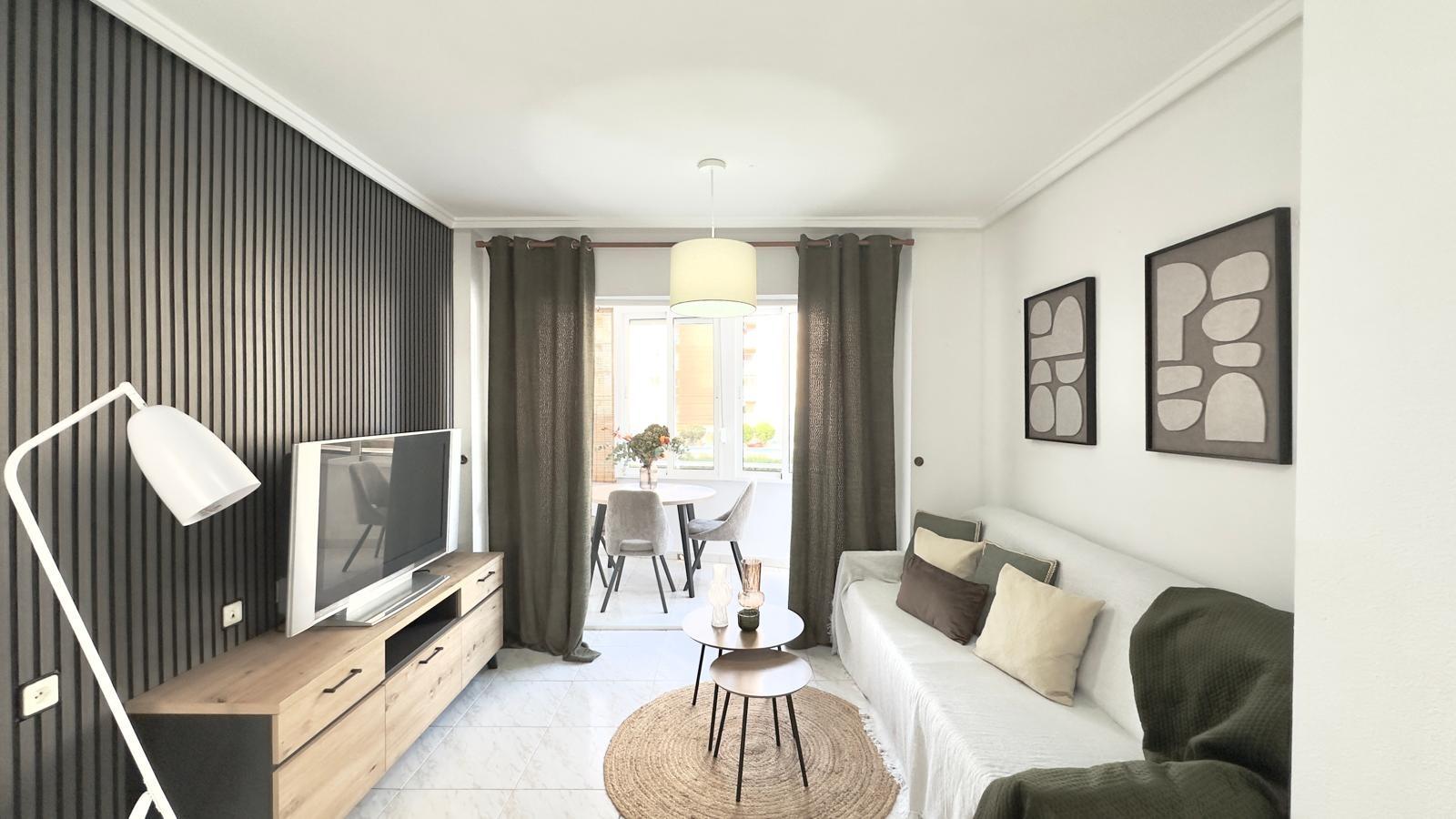 2 Bed, 1 Bath, ApartmentFor Sale, Torrevieja, Alicante