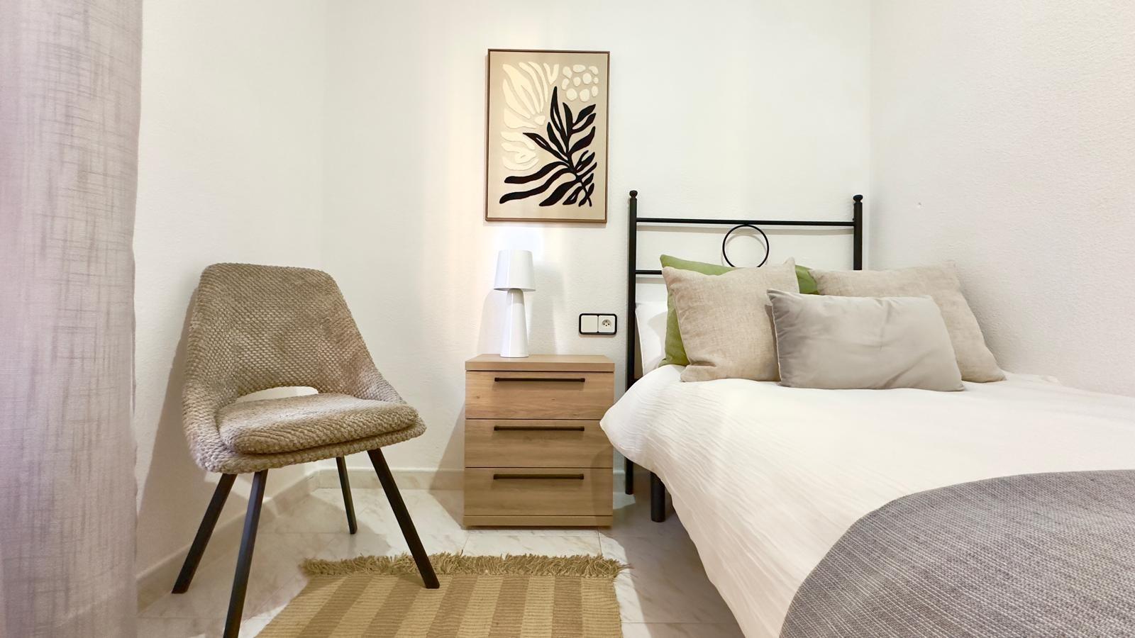 2 Bed, 1 Bath, ApartmentFor Sale, Torrevieja, Alicante