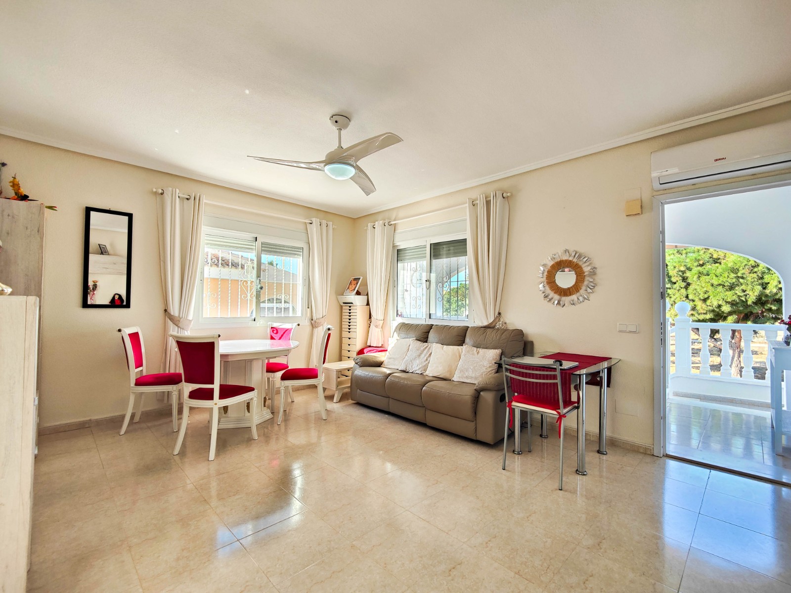 2 Bed, 2 Bath, HouseFor Sale, Rojales - Ciudad Quesada, Alicante