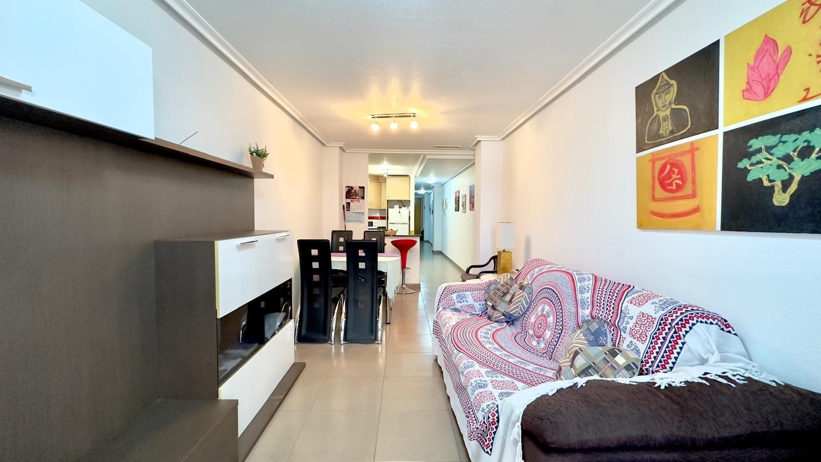 2 Bed, 1 Bath, ApartmentFor Sale, Torrevieja, Alicante