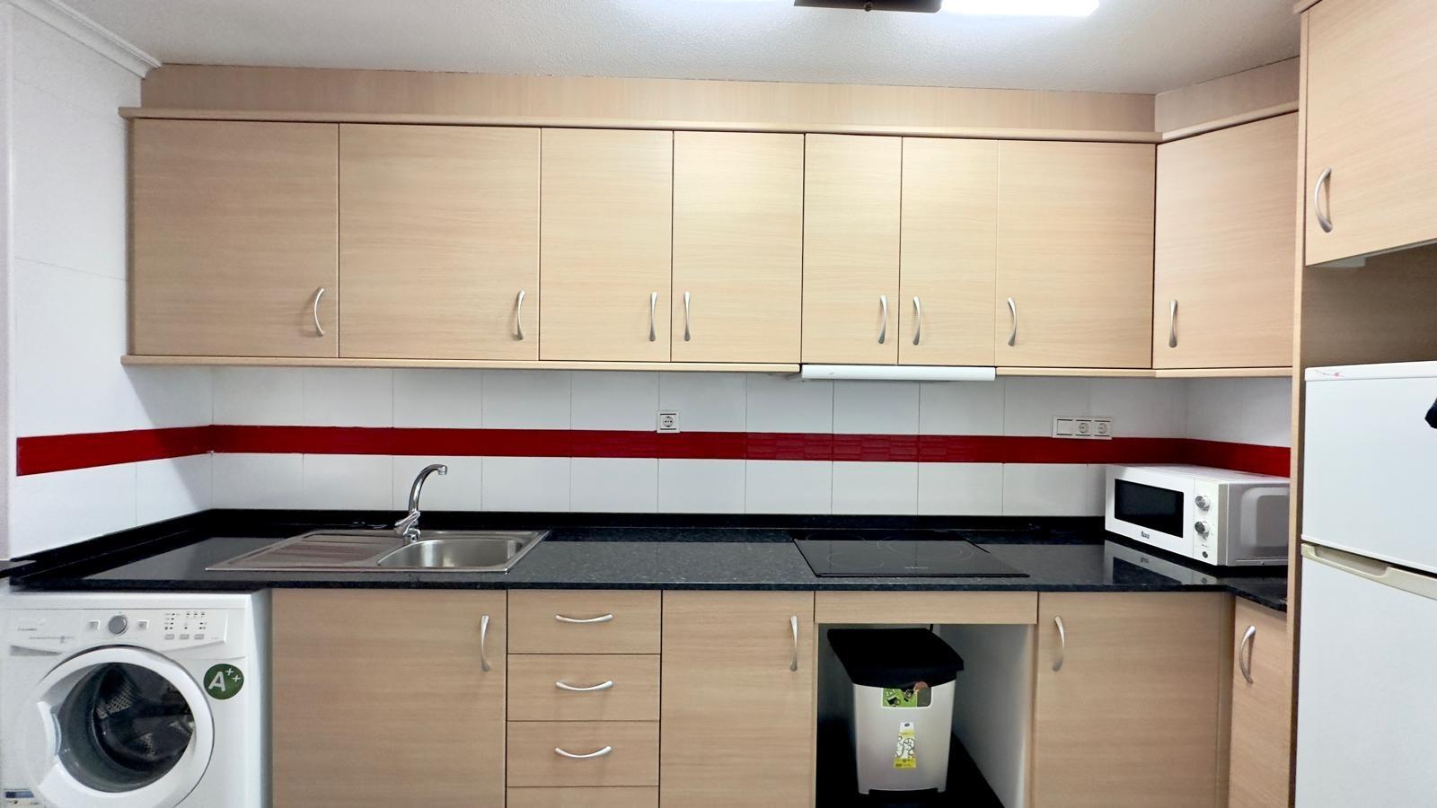 2 Bed, 1 Bath, ApartmentFor Sale, Torrevieja, Alicante