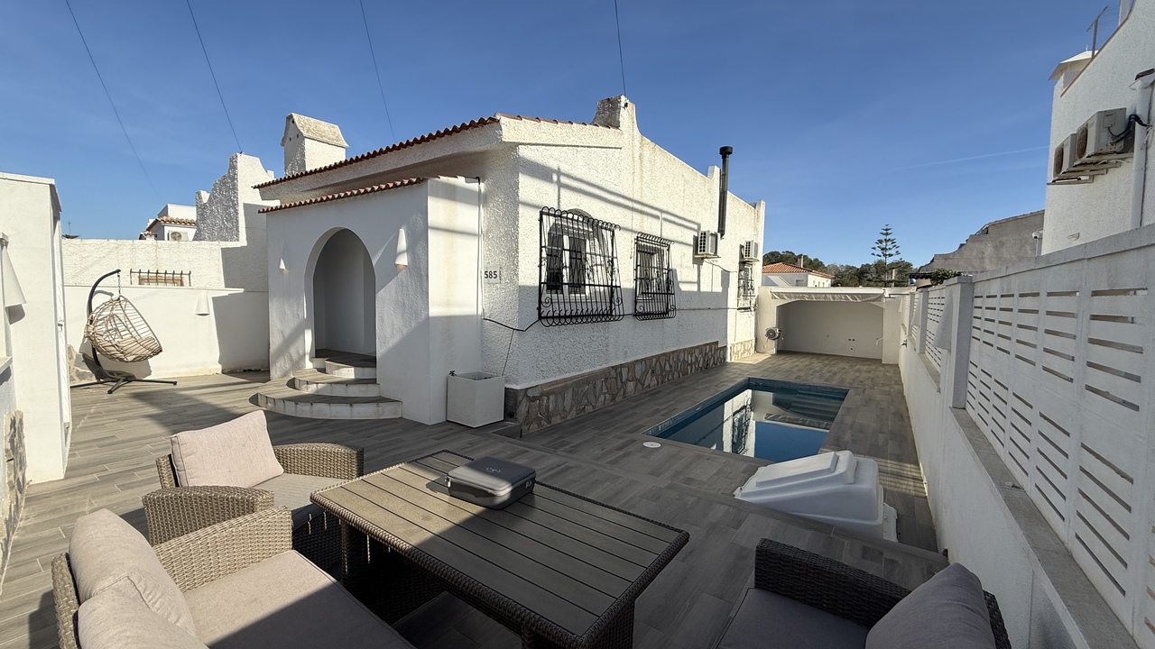 2 Bed, 2 Bath, HouseFor Sale, Villamartin, Alicante