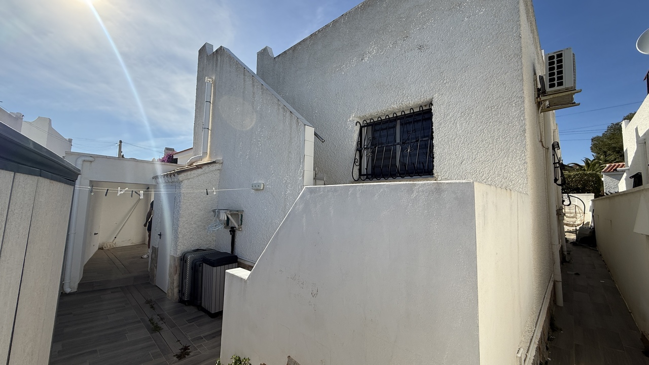 2 Bed, 2 Bath, HouseFor Sale, Villamartin, Alicante