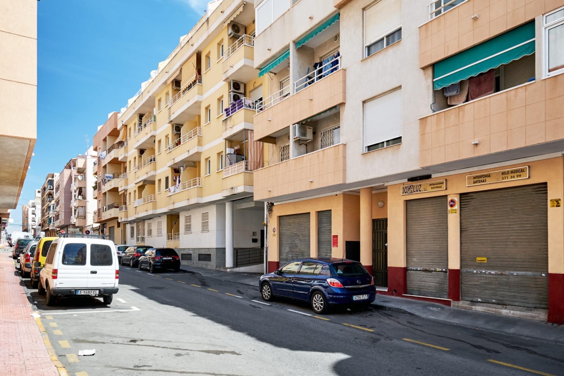 1 Bed, 1 Bath, ApartmentFor Sale, Torrevieja, Alicante