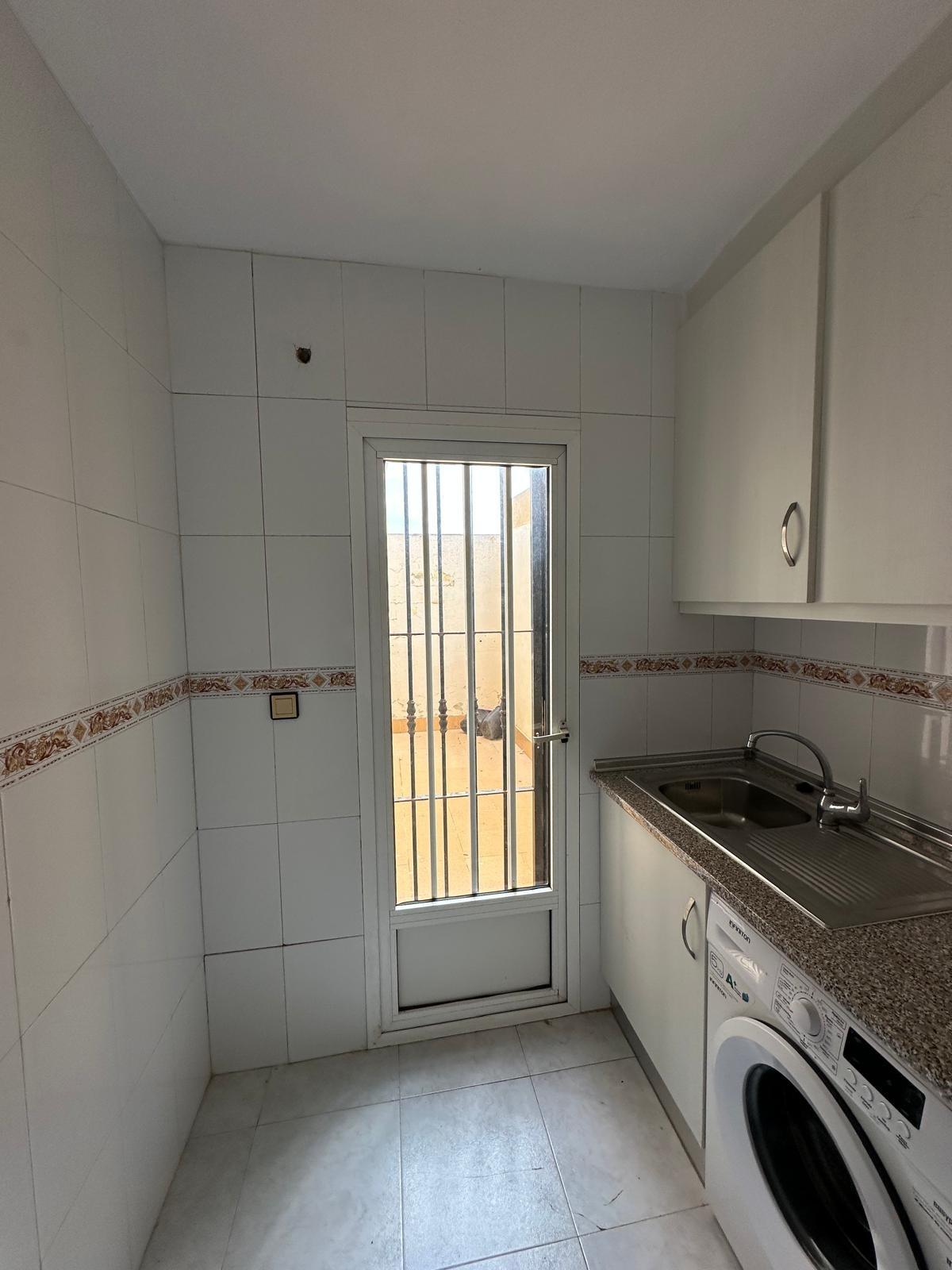 2 Bed, 1 Bath, HouseFor Sale, Torrevieja, Alicante