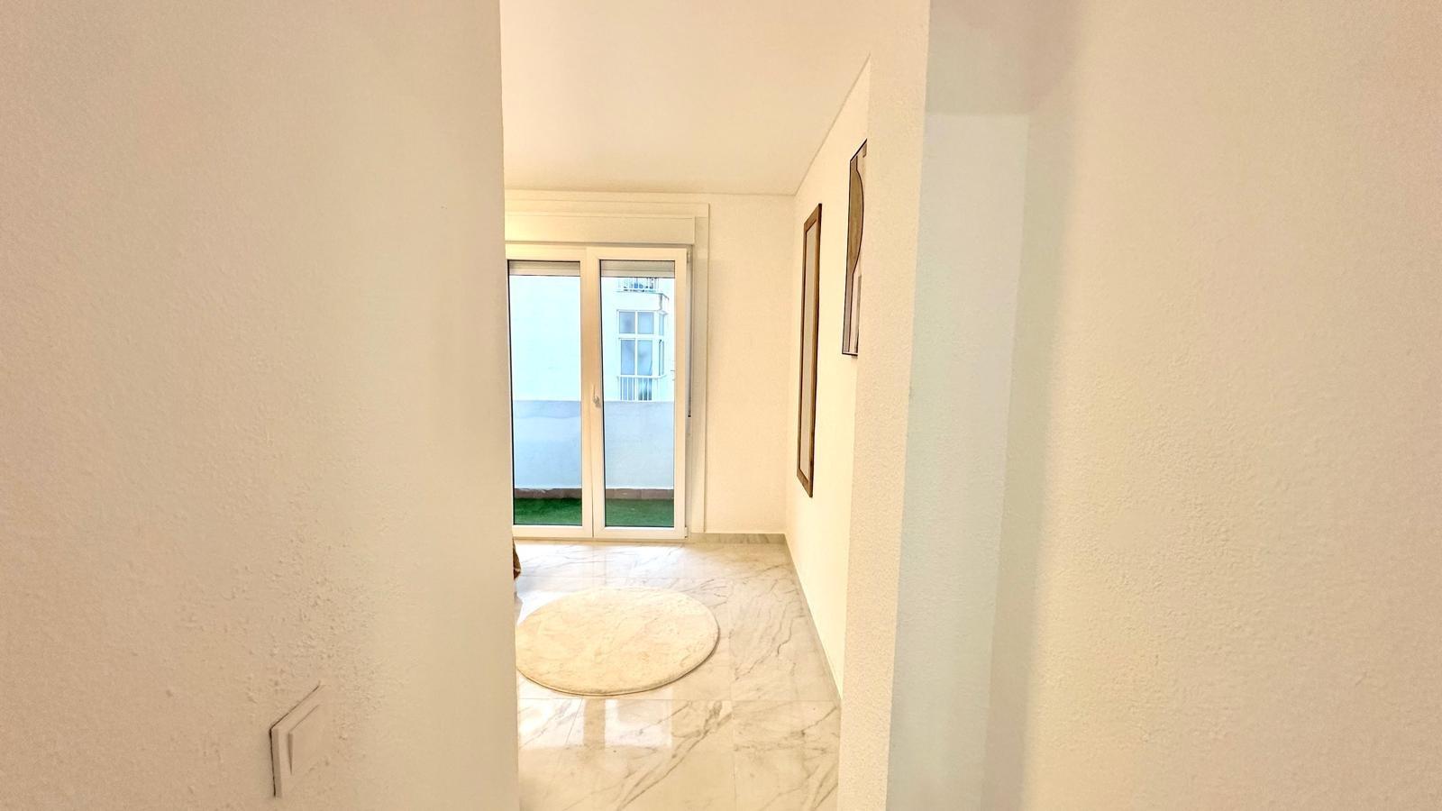 3 Bed, 2 Bath, ApartmentFor Sale, Torrevieja, Alicante