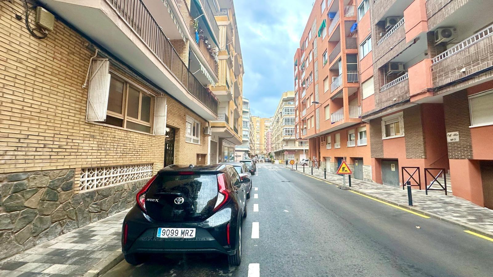 3 Bed, 2 Bath, ApartmentFor Sale, Torrevieja, Alicante