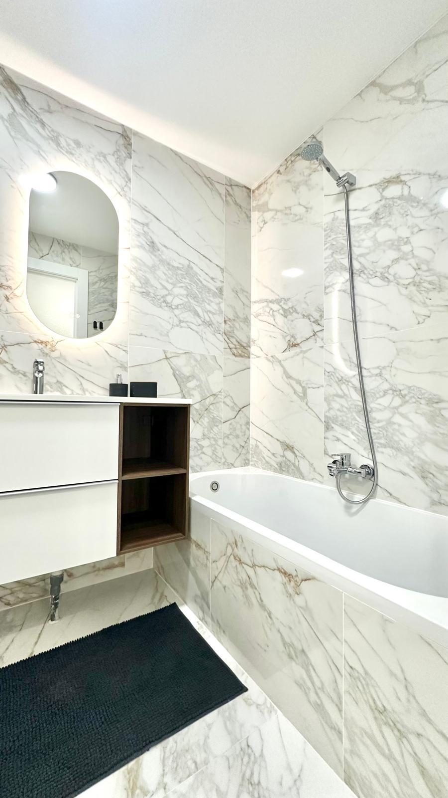 3 Bed, 2 Bath, ApartmentFor Sale, Torrevieja, Alicante