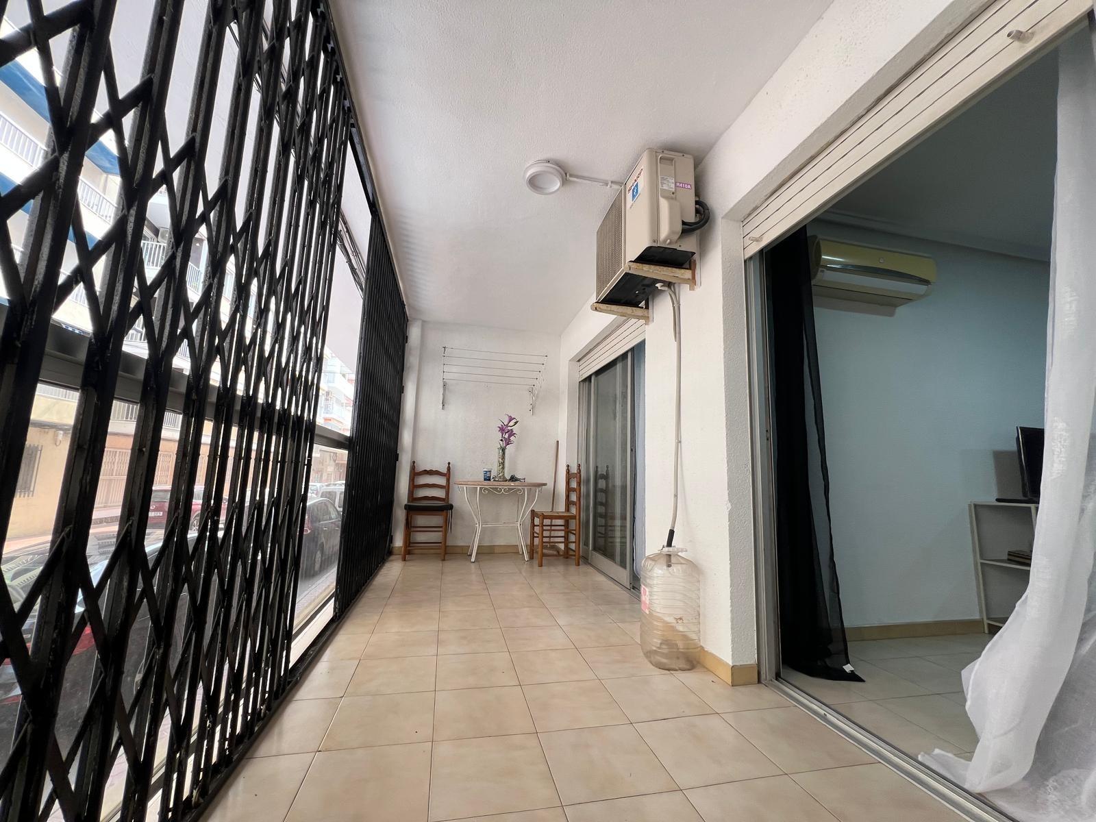 3 Bed, 2 Bath, ApartmentFor Sale, Torrevieja, Alicante