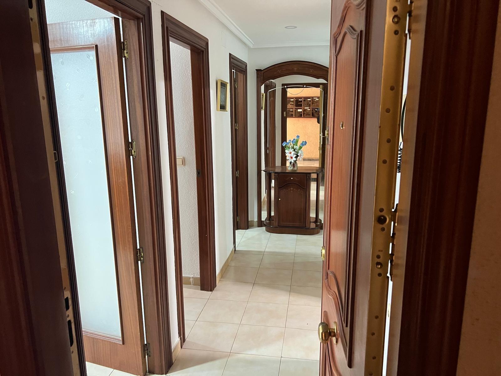 3 Bed, 2 Bath, ApartmentFor Sale, Torrevieja, Alicante