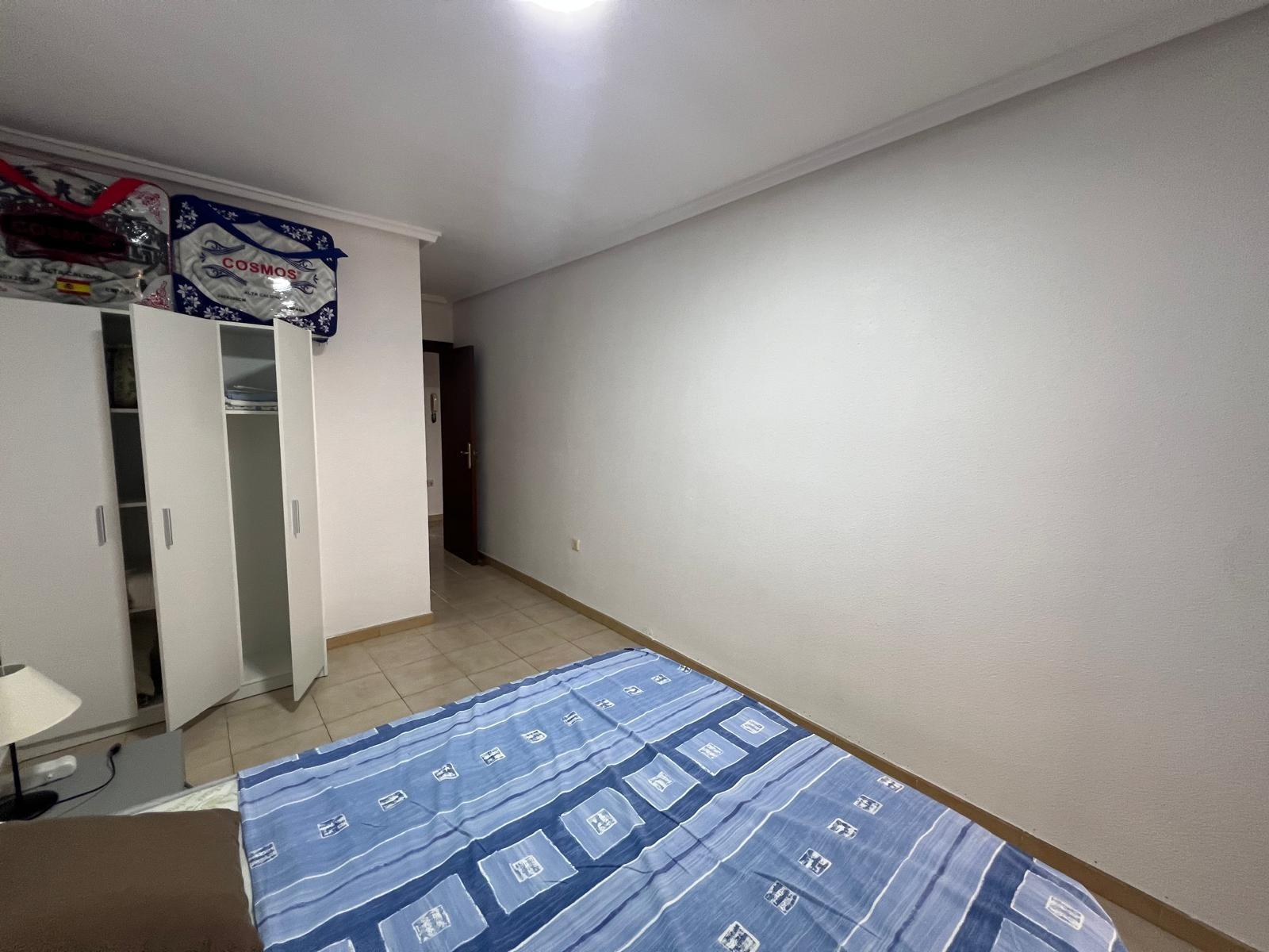 3 Bed, 2 Bath, ApartmentFor Sale, Torrevieja, Alicante