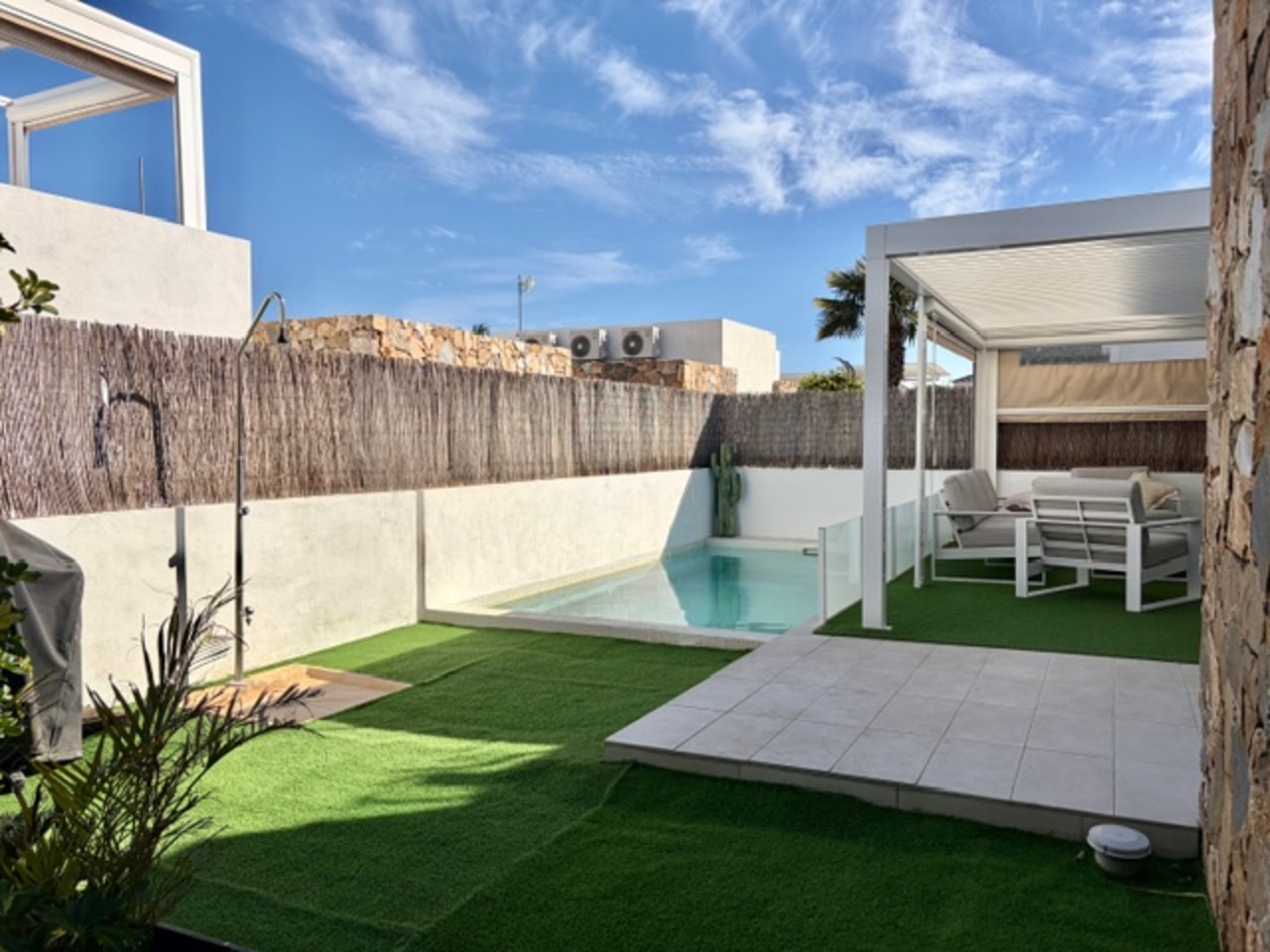 3 Bed, 2 Bath, HouseFor Sale, Cabo Roig, Alicante