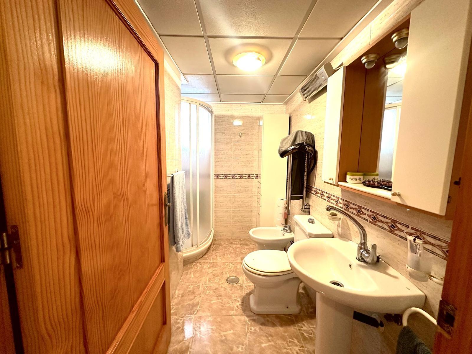 3 Bed, 2 Bath, ApartmentFor Sale, Torrevieja, Alicante