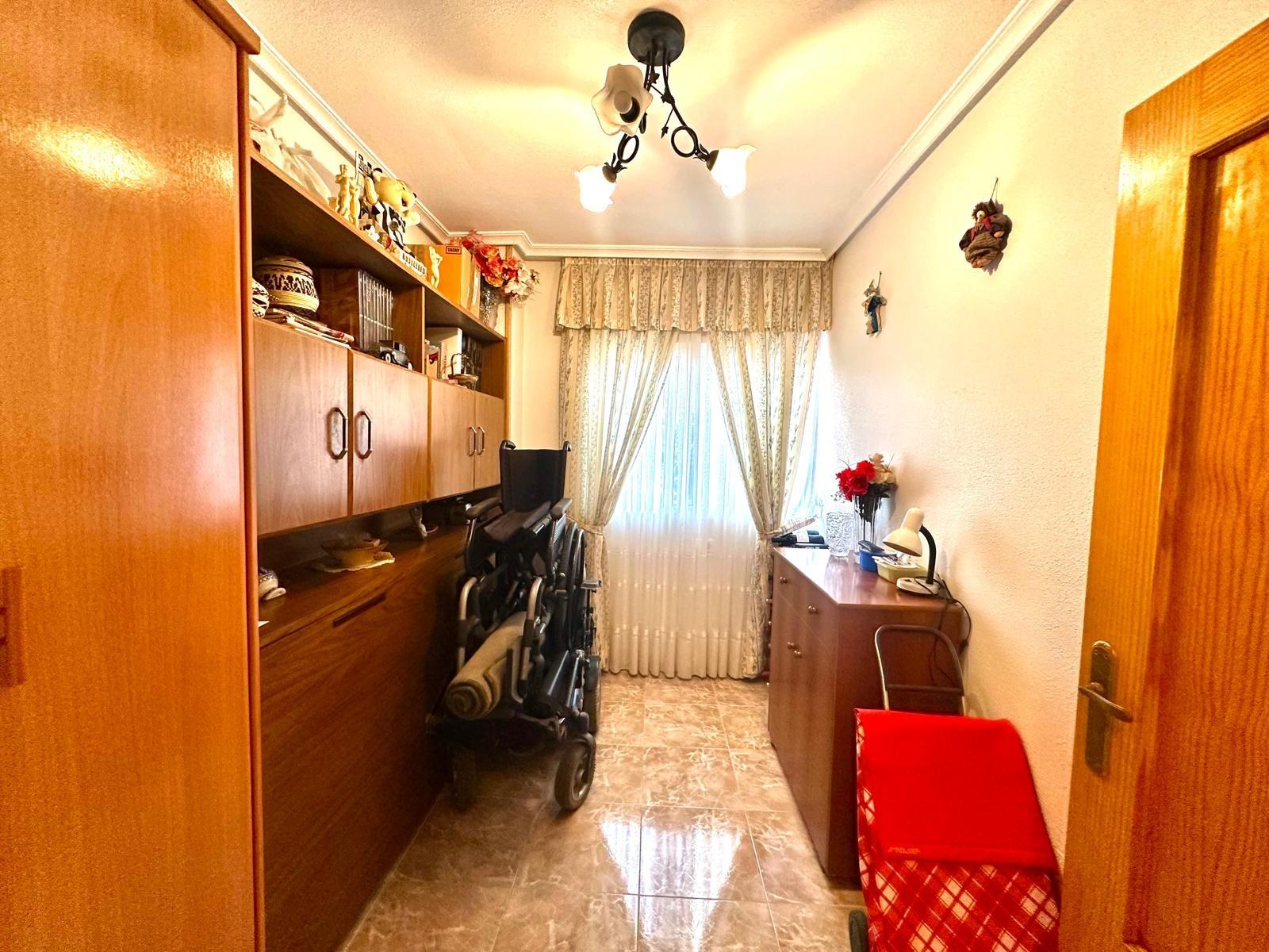 3 Bed, 2 Bath, ApartmentFor Sale, Torrevieja, Alicante