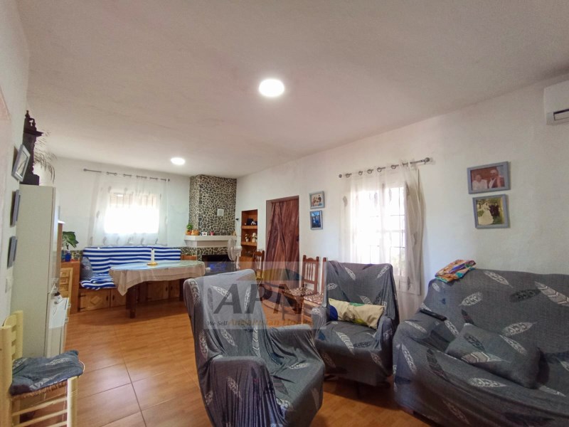 2 Bed, 1 Bath, HouseFor Sale, Álora, Malaga
