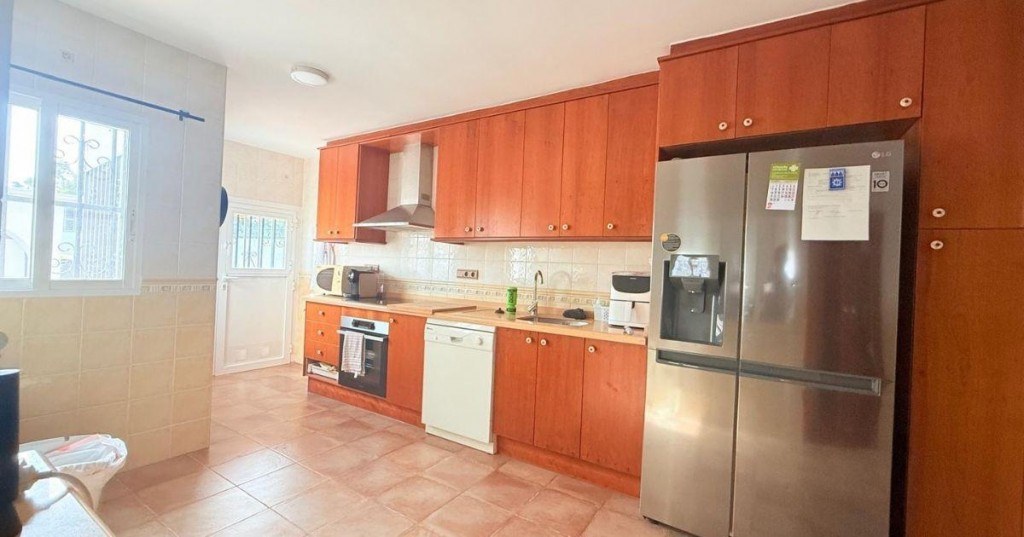 4 Bed, 2 Bath, HouseFor Sale, Villajoyosa, Alicante