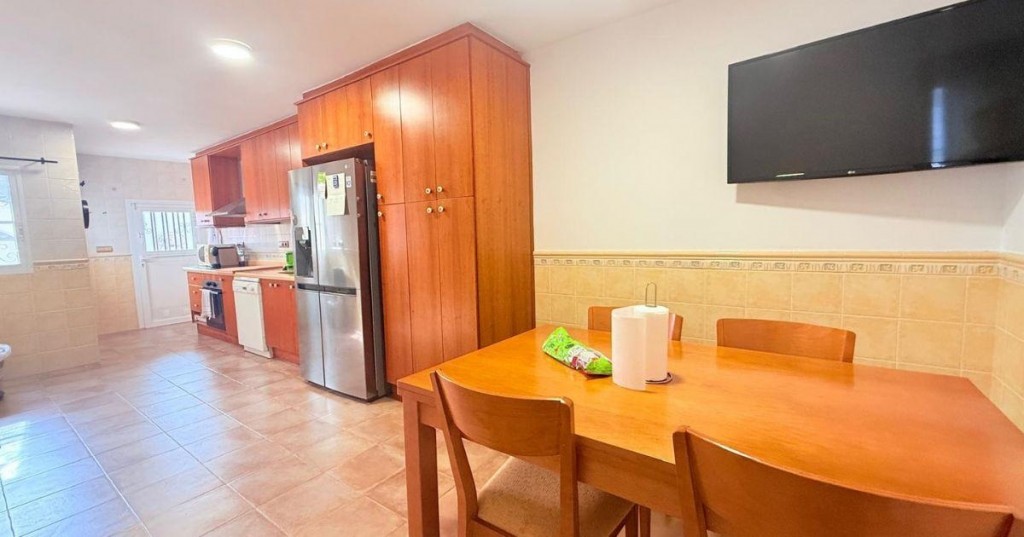 4 Bed, 2 Bath, HouseFor Sale, Villajoyosa, Alicante