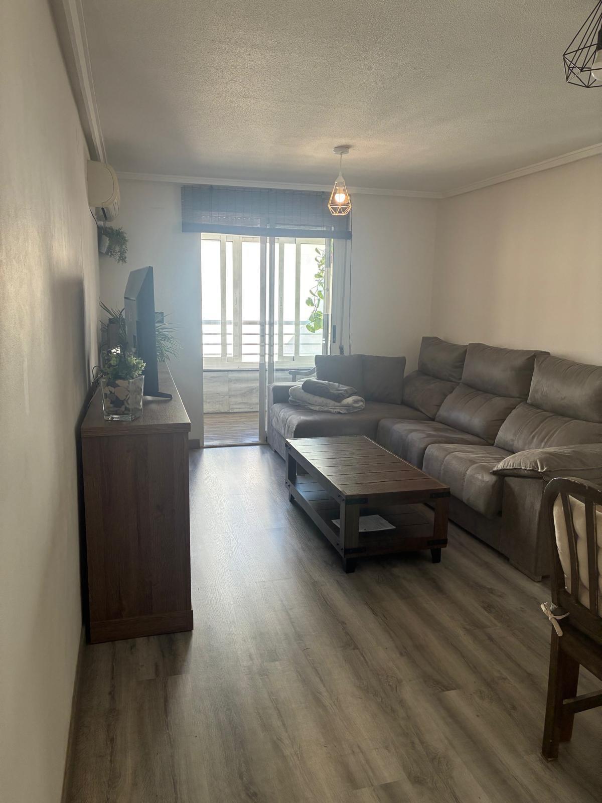 2 Bed, 1 Bath, ApartmentFor Sale, Torrevieja, Alicante