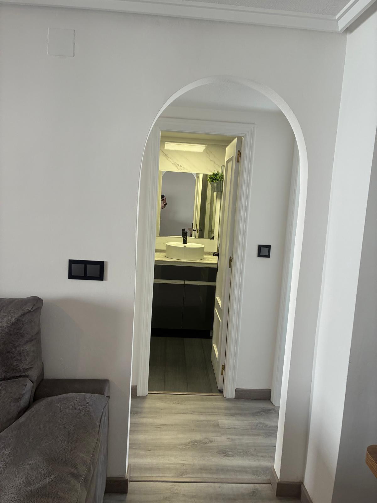 2 Bed, 1 Bath, ApartmentFor Sale, Torrevieja, Alicante