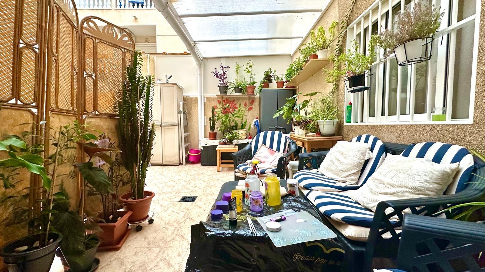 2 Bed, 1 Bath, ApartmentFor Sale, Torrevieja, Alicante