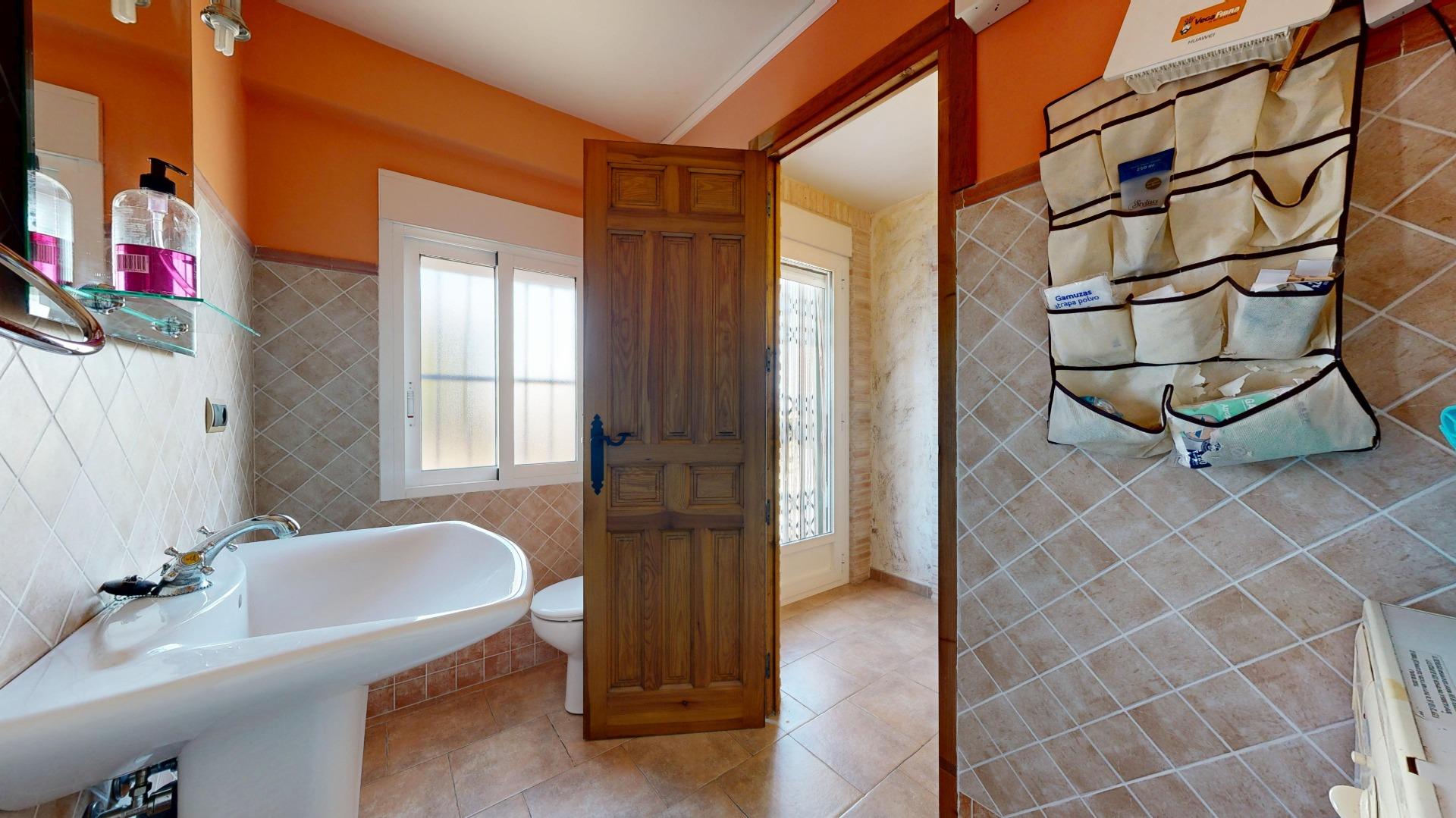 4 Bed, 1 Bath, HouseFor Sale, Orihuela, Alicante