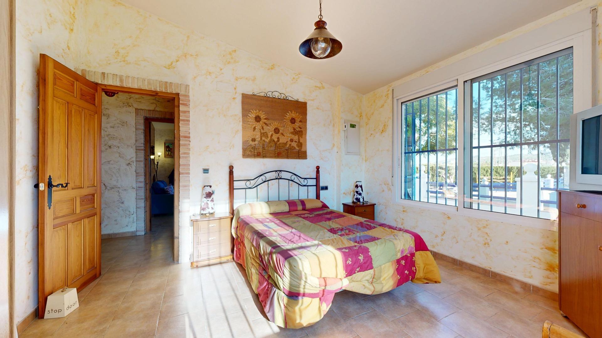 4 Bed, 1 Bath, HouseFor Sale, Orihuela, Alicante