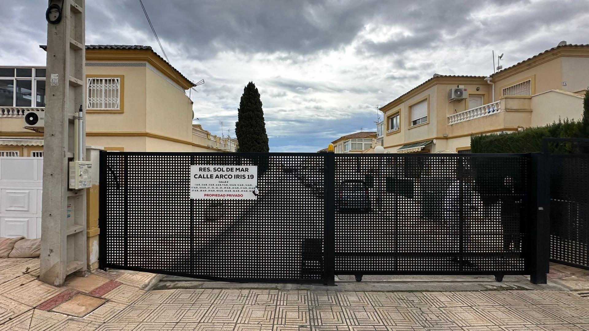 2 Bed, 1 Bath, HouseFor Sale, Orihuela Costa, Alicante