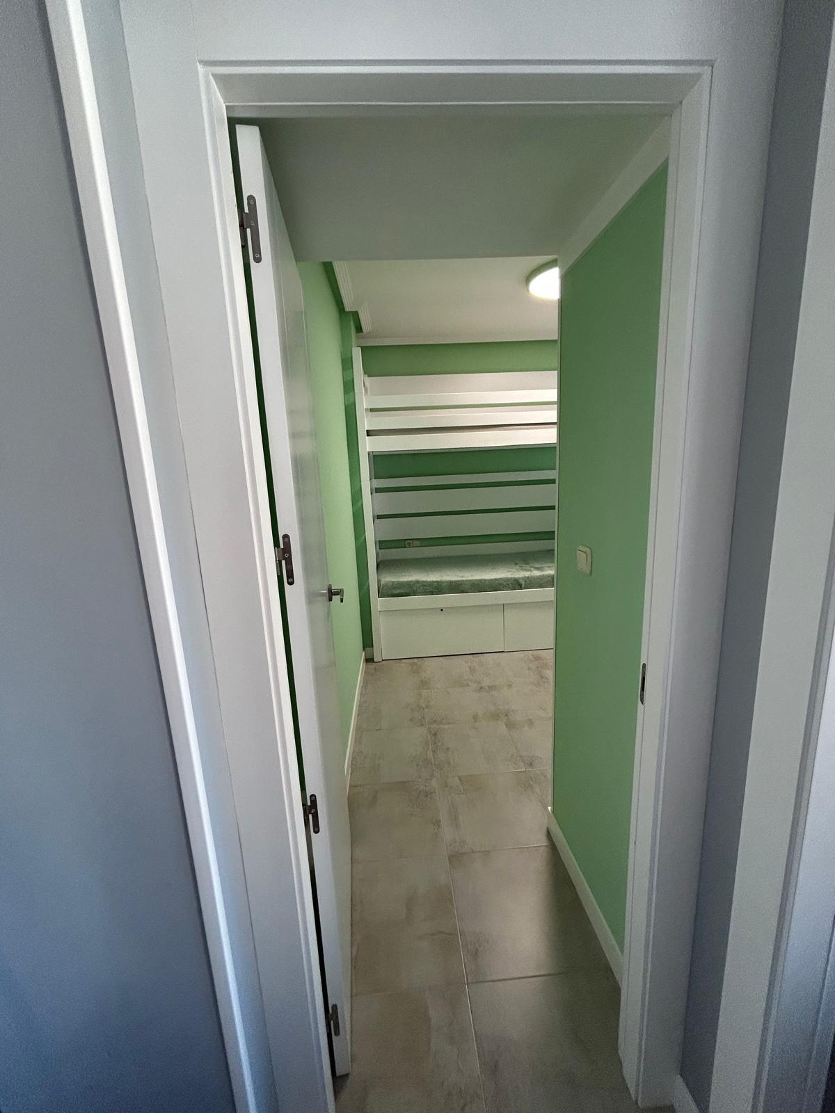 1 Bed, 1 Bath, ApartmentFor Sale, Torrevieja, Alicante