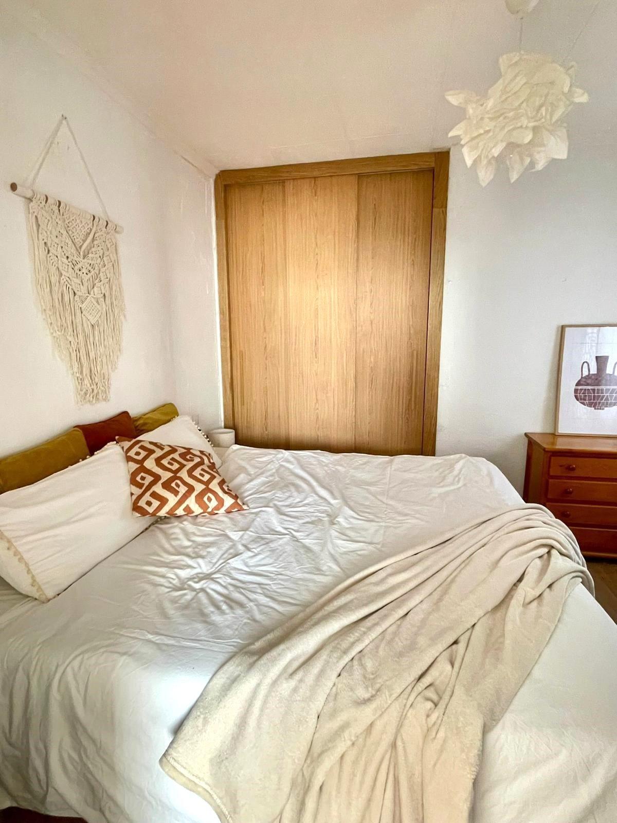 2 Bed, 1 Bath, ApartmentFor Sale, Torrevieja, Alicante