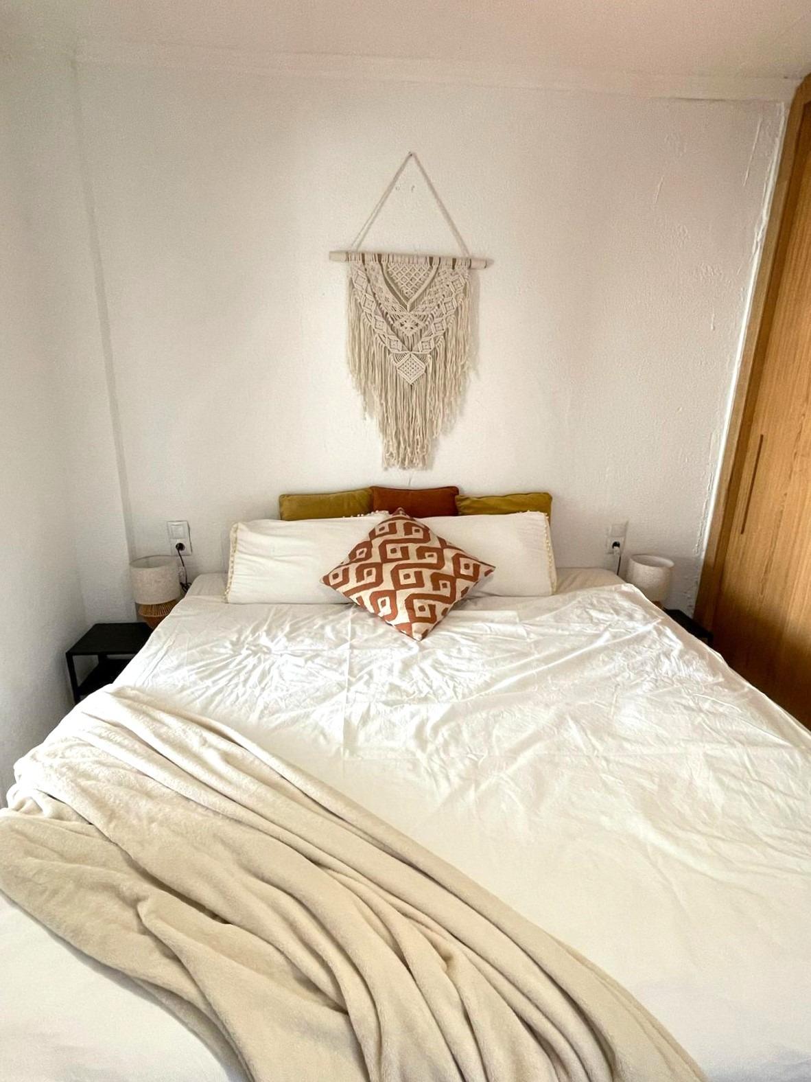 2 Bed, 1 Bath, ApartmentFor Sale, Torrevieja, Alicante