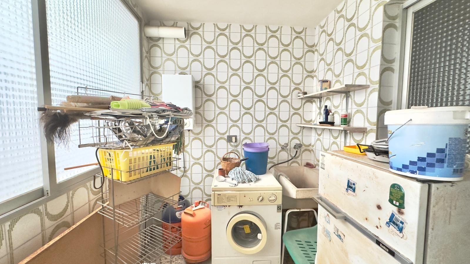 4 Bed, 2 Bath, ApartmentFor Sale, Torrevieja, Alicante