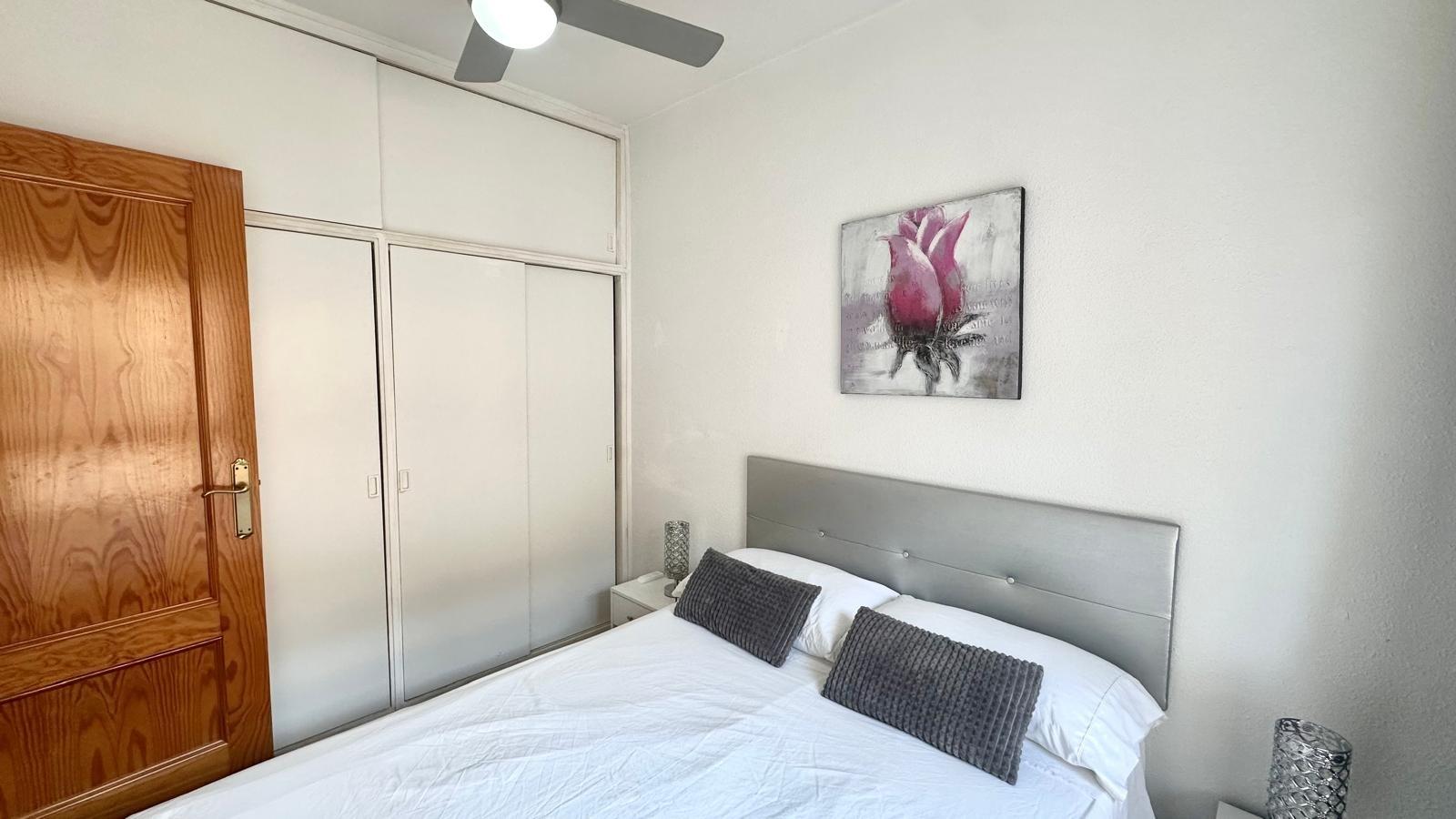 2 Bed, 1 Bath, ApartmentFor Sale, Torrevieja, Alicante