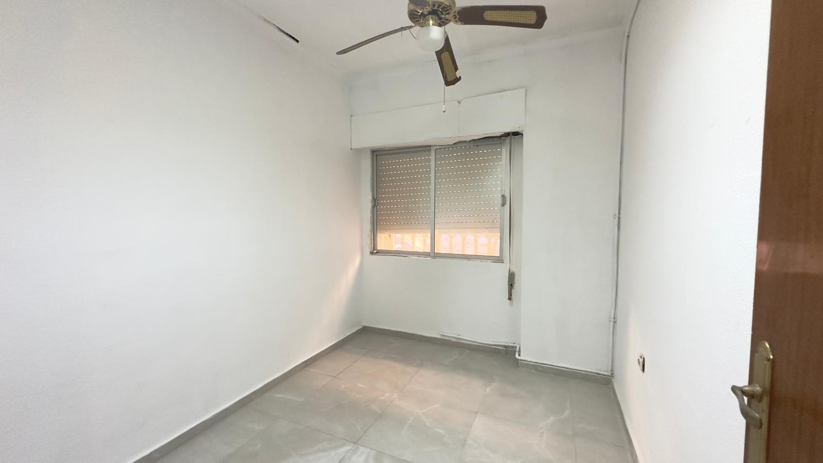 3 Bed, 2 Bath, ApartmentFor Sale, Torrevieja, Alicante