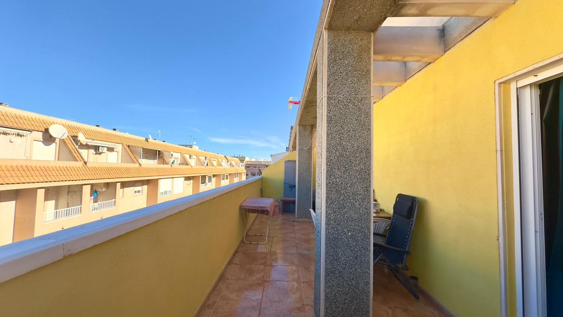 2 Bed, 1 Bath, ApartmentFor Sale, Torrevieja, Alicante