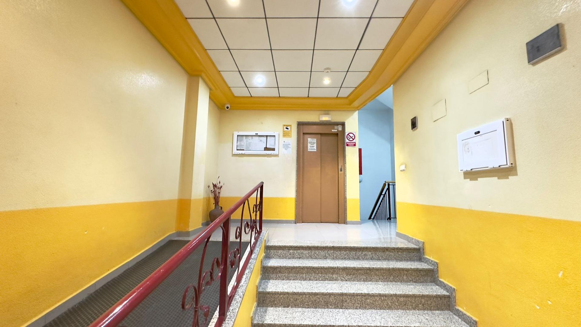 2 Bed, 1 Bath, ApartmentFor Sale, Torrevieja, Alicante