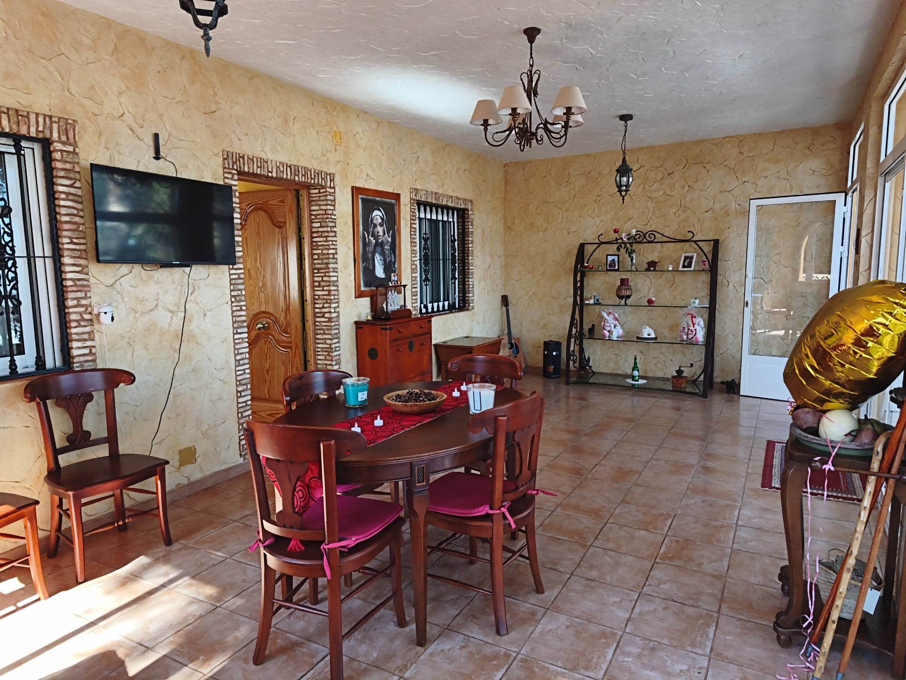 2 Bed, 1 Bath, HouseFor Sale, Torrevieja, Alicante